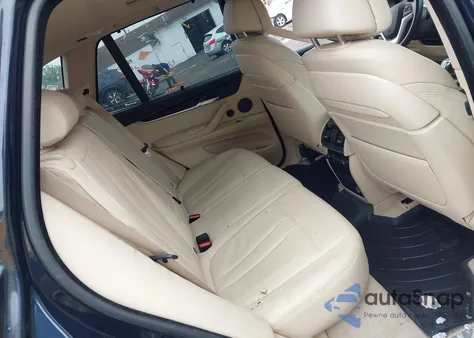 2015 BMW X5 xDrive50I z USA, uszkodzony, nr VIN 5UXKR6C56F0J74896